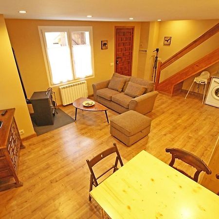 Snoe Apartamentos Mont Romies Plaza Salardú Eksteriør bilde